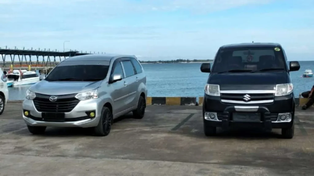 How To Get To Bangsal Port using private car with driver for comfortable transfer